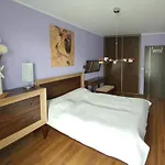 Aquarius-Aqua Apartment